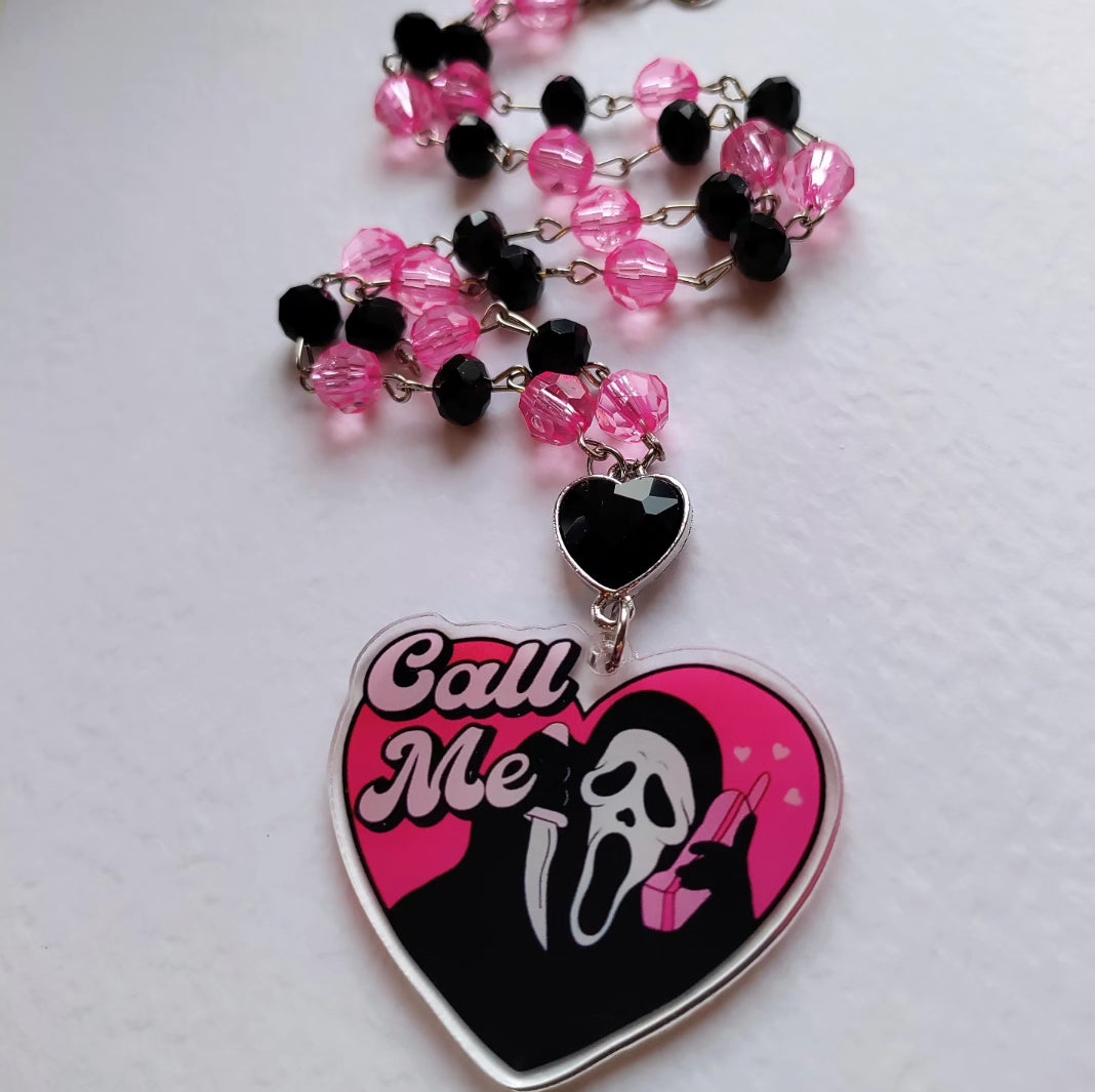 "Call me" Scream Necklace